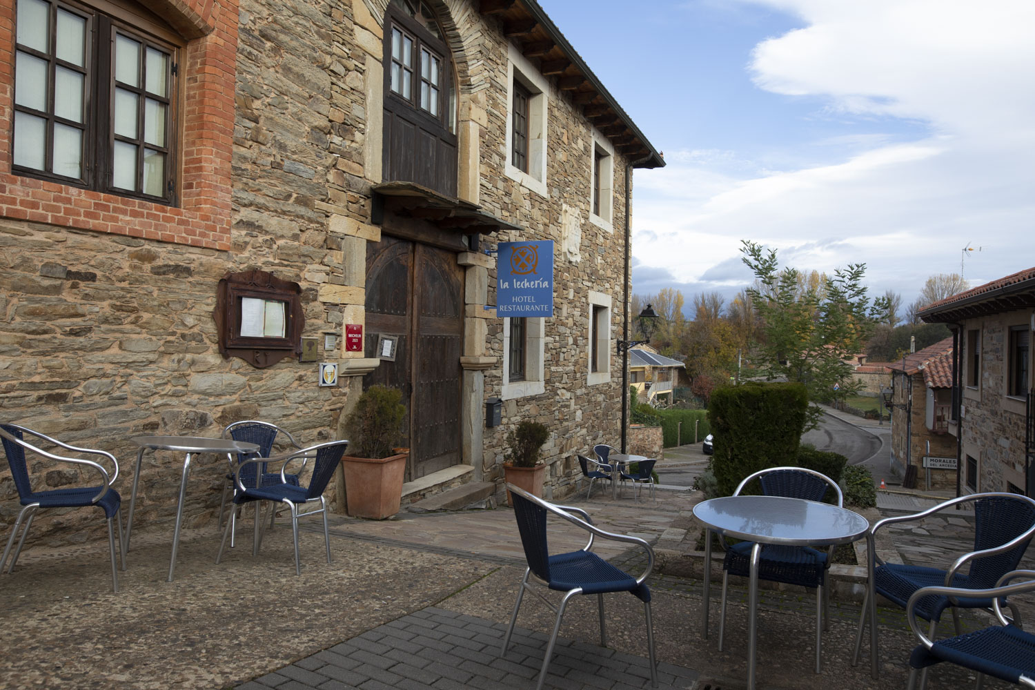 Val de San Lorenzo holapueblo